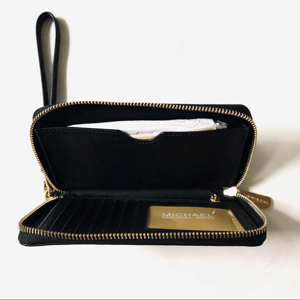 Michael Kors Wristlet - Picture 2 of 5